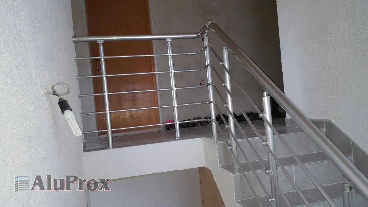 Aluminijumska ograda za stepenište - galerija 3