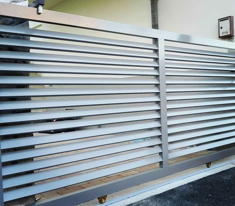 Panelna ograda za poslovni objekat